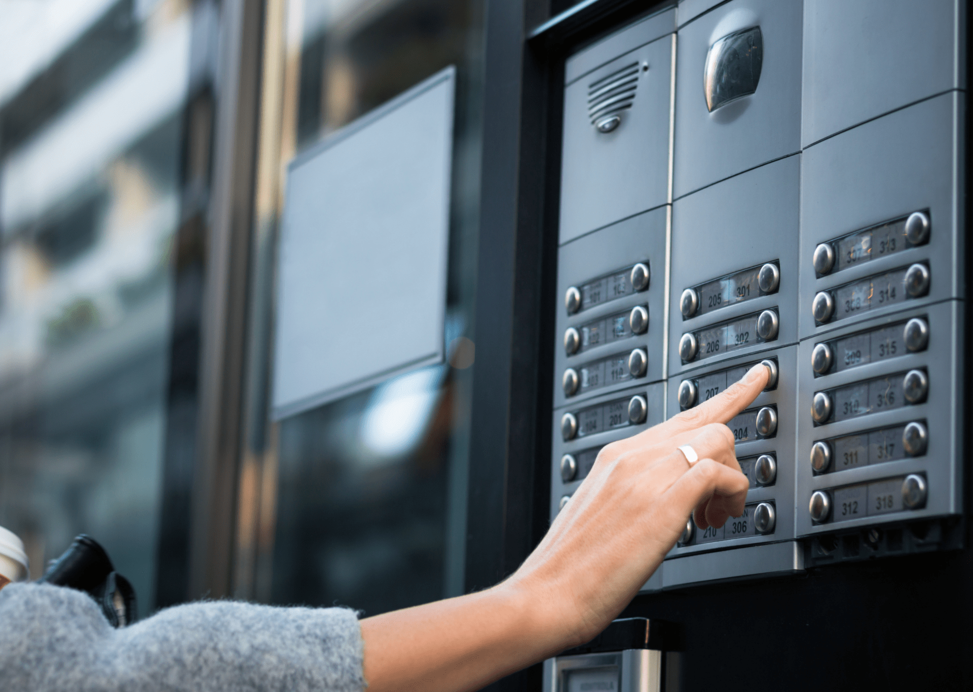 UNDERCONSTRUCTION.pdf | ECOURT-CIRCUIT, Service professionnel de qualité et ce, pour tout types de travaux.